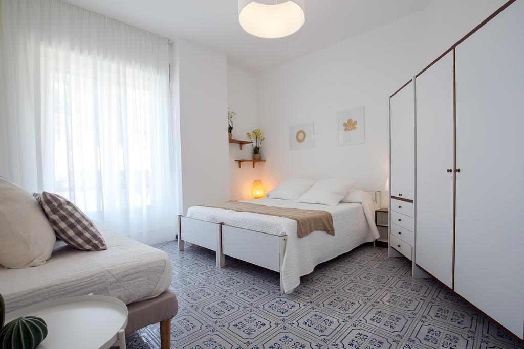 Angelina Apartments Amalfi Coast Майори Экстерьер фото