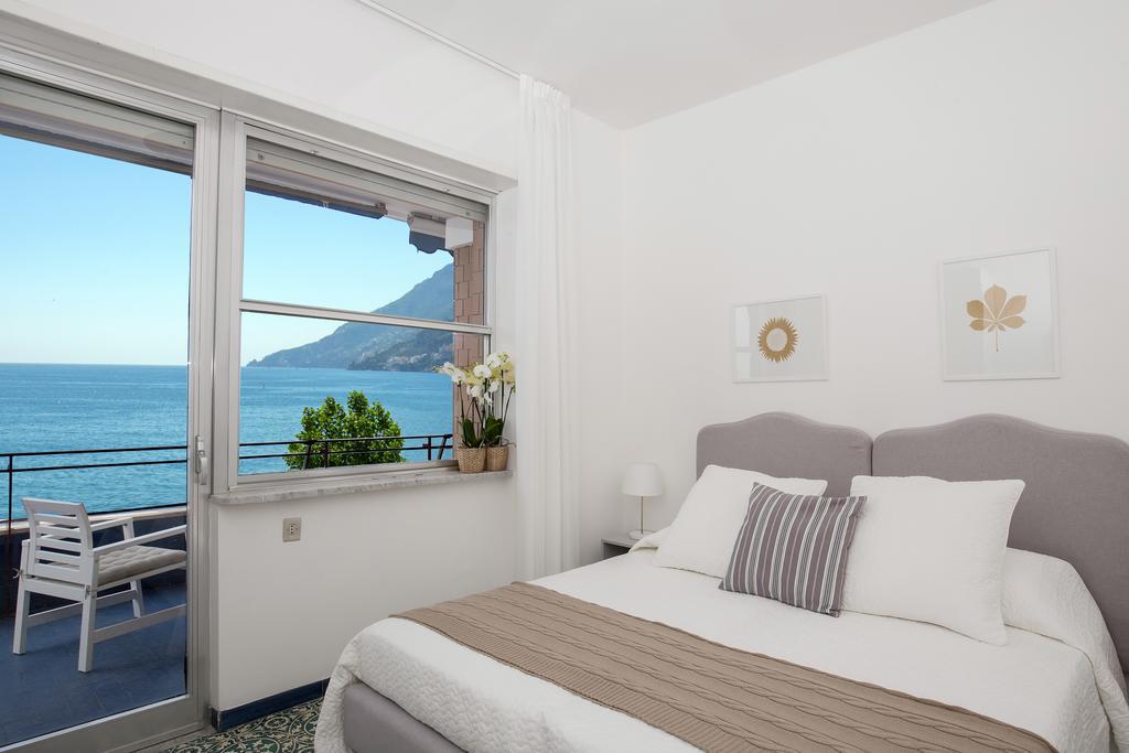 Angelina Apartments Amalfi Coast Майори Экстерьер фото
