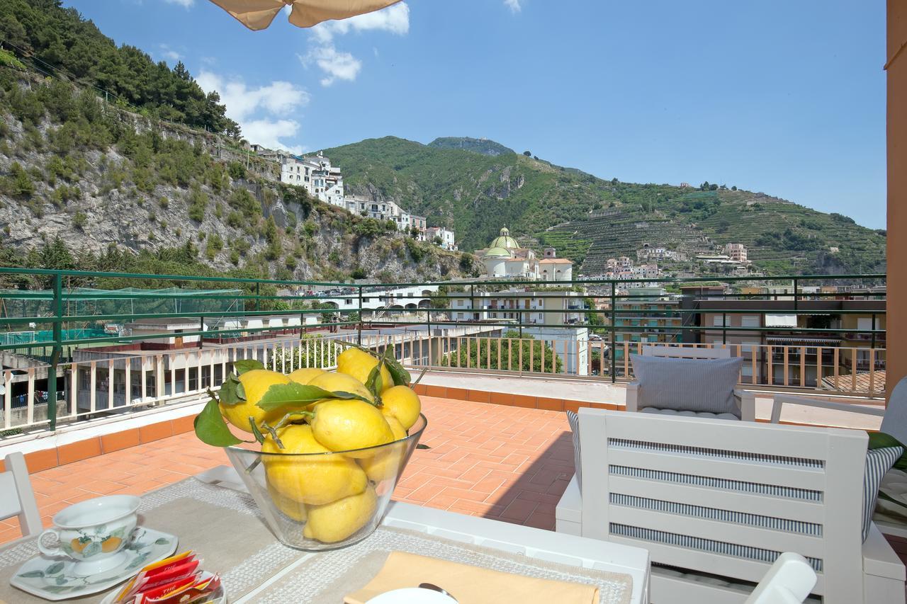 Angelina Apartments Amalfi Coast Майори Экстерьер фото